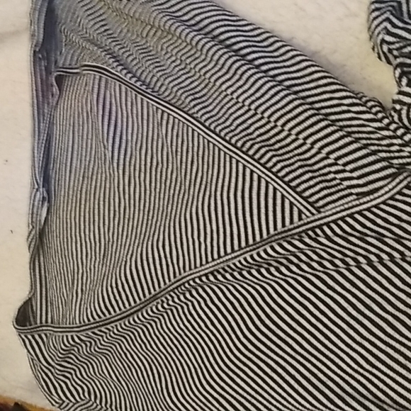 Dress - Picture 4 of 5